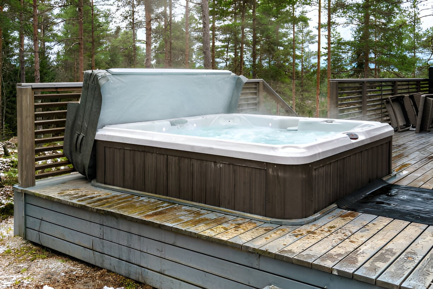 Canadian Hot Tubs Cover Solutions: Quality & Durability You Can Trust