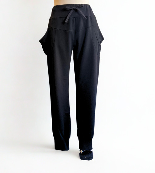 Rebecca Pant - Black