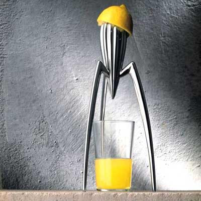ALESSI Lemon Squeezer Juicy Salif Philippe Starck | the design