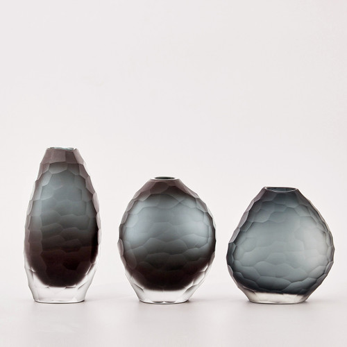 THE FOUNDRY Calypso Vase Smoke | the design gift shop