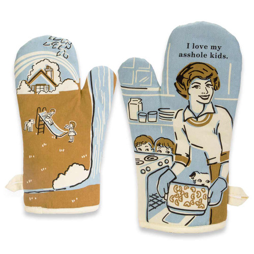 Front and rear view of the oven mitt "I Love My Asshole Kids" by Blue Q.