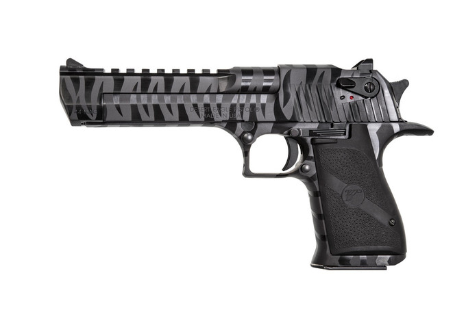 Magnum Research Magnum Research Desert Eagle Mark XIX in .44 Magnum with Black Tiger Stripes Finish DE44BTS