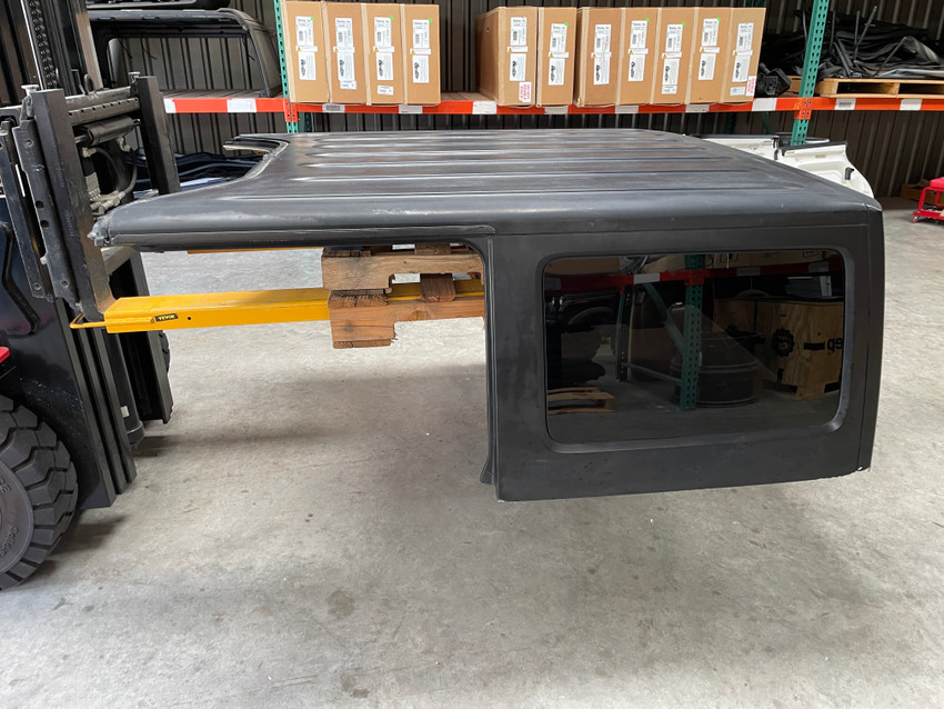 Factory Original Jeep Wrangler JKU 4-Door Hard Top Black JKU1103