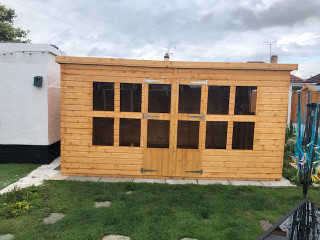 14x10 pent summerhouse 2x double opening windows