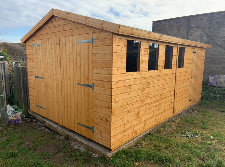 16x10 apex double doors x4 single windows & single door