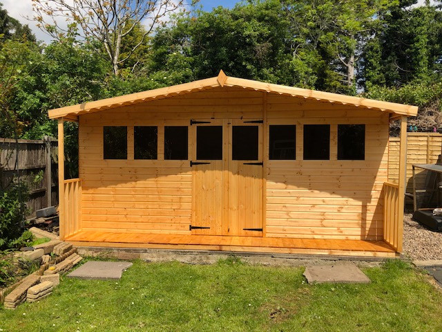 16x10 summerhoues 2ft roof overhang and porch {16x12} windows top half of 16ft apex only