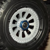 5iveT axle caps come in a set of 4.  Fits the 5ive-T original and 2.0 versions as well as the new 5ive-TE 3.0!