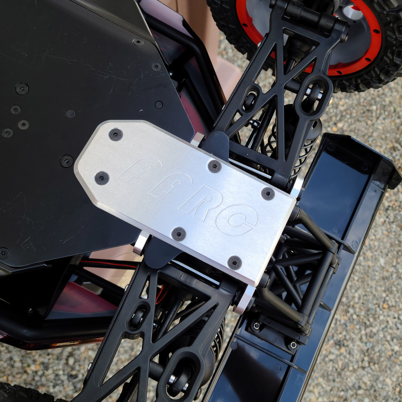 LOSI DBXLE 2.0 ALUMINUM HEAVY DUTY REAR SKID