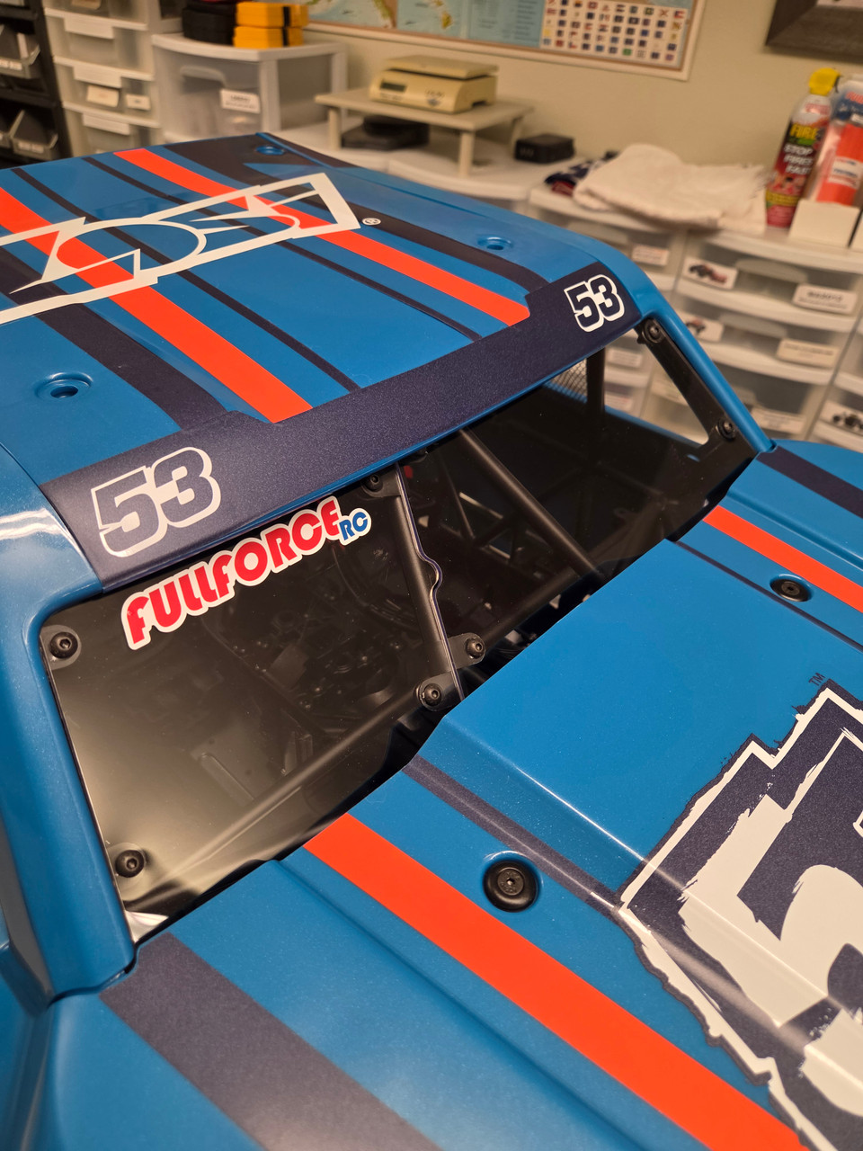 Losi 5ive-TE 3.0 2 piece front windshield.   1st sample part here.  Final production versions will be 1.25" PETG material  2 piece design for easy shipping.  Complete with clamps and mounting hardware.