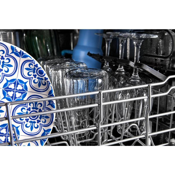 Maytag® Front Control Dishwasher with PowerBlast® cycle and Heated Dry MDFS3924RZ