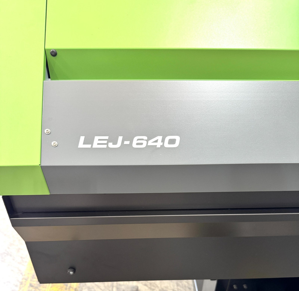 Roland VersaUV LEJ-640 64  Flatbed Hybrid UV-LED Printer Almost ever used.