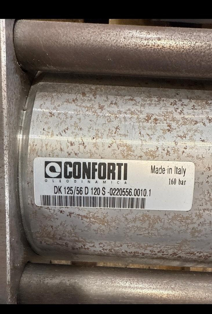 Conforti DK 125/56 D 120 S Hydraulic Cylinder W Welded Spherical Eye Bracket