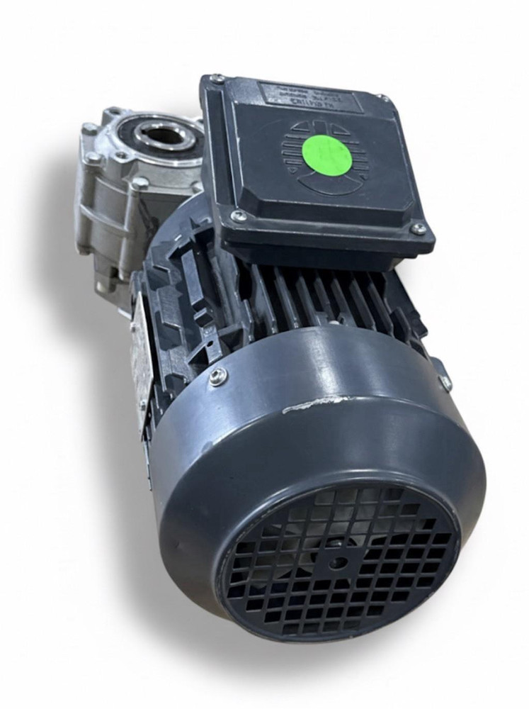 Tramec KC 050-P I/10 Gear Reducer w/ Echtop TM 802-4 T3A 802-4 1HP Motor