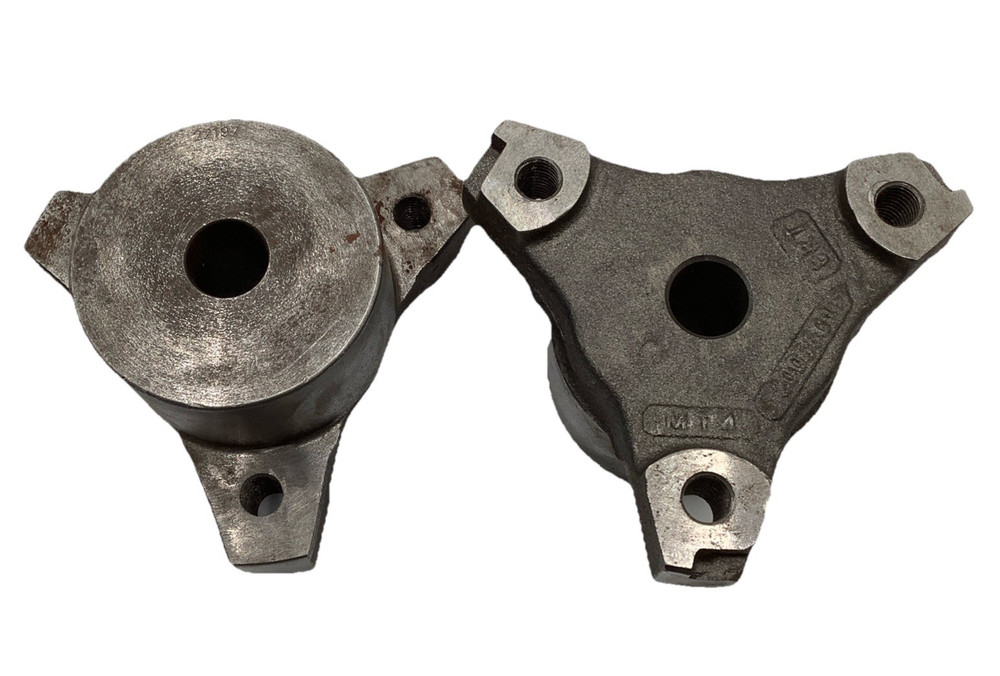 Lovejoy 22197 S-22 SAGA Doughnut Coupling Hub Cast Steel Threaded Jaws