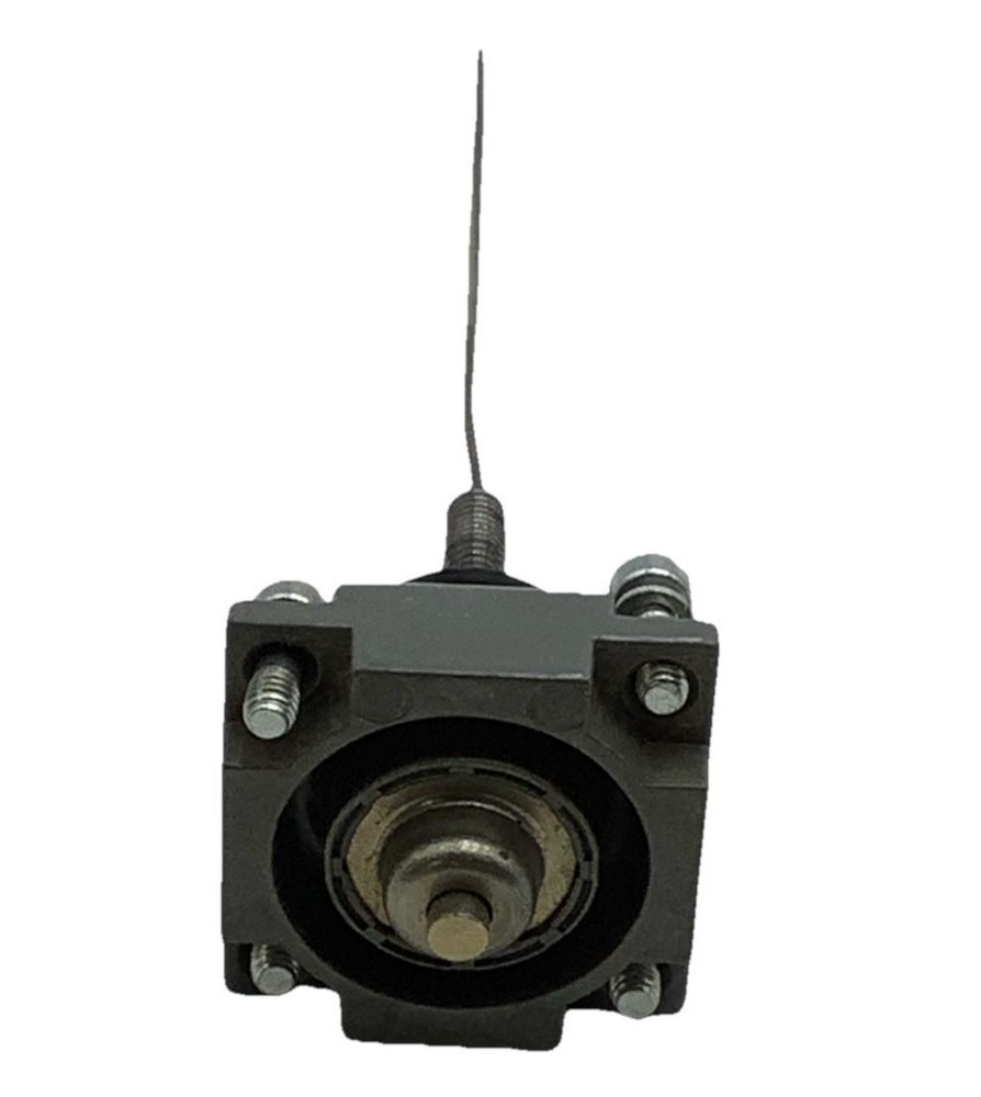 Square D 9007 Turret Head For Mech Pos Switch Type L Class 9007 Series A
