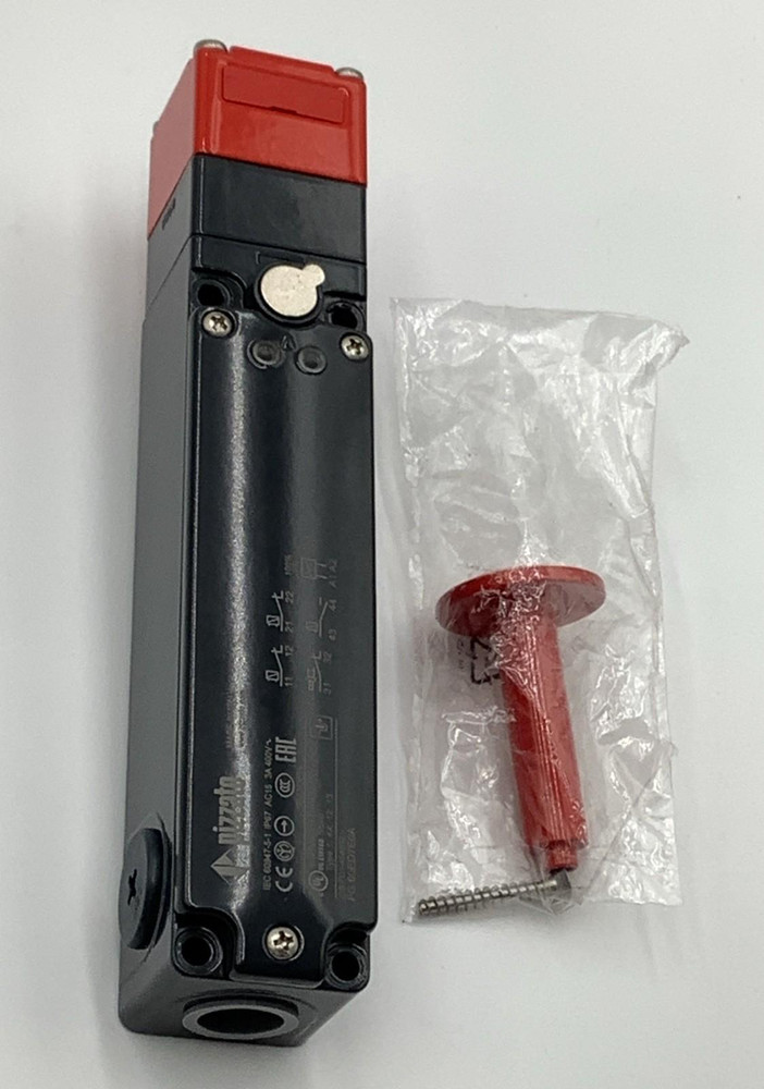 Pizzato FG 60ED7E0A Safety Switch w/ Separate Actuator