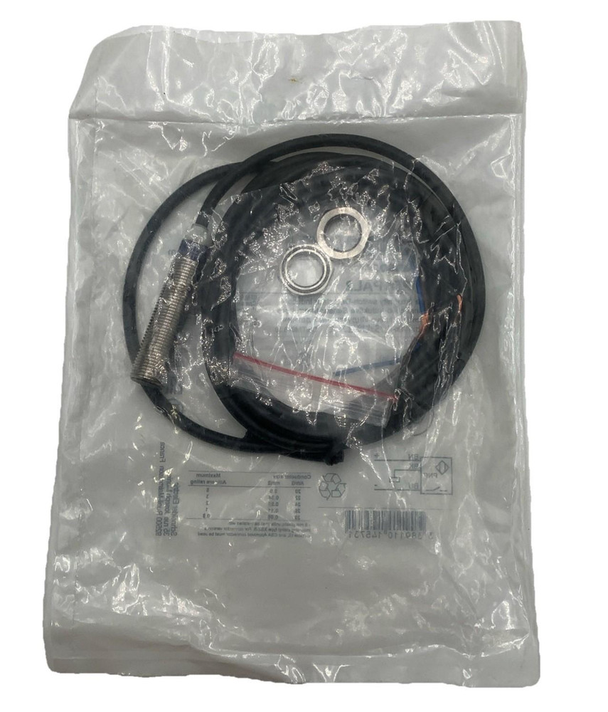 Telemecanique XS612B1PAL2 Proximity Sensor