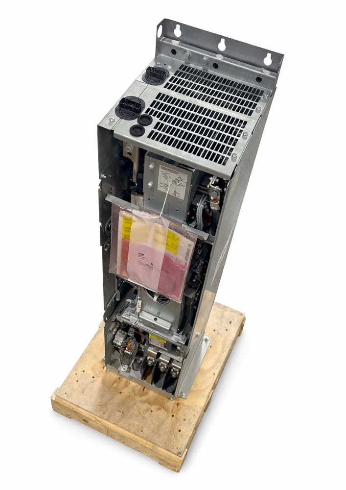 Siemens 6SL3330-7TE32-6AA3 SINAMICS S120 Active Line Module w/ No Panel Cover