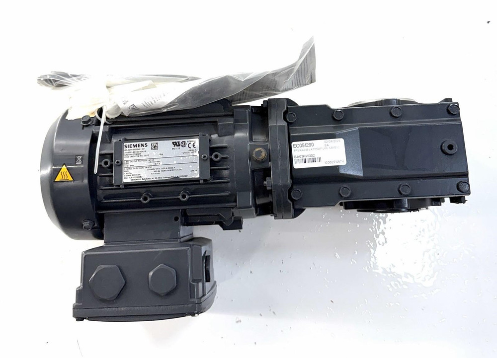 Siemens 2KJ3501-6CC22-9DA2-Z Gearmotor