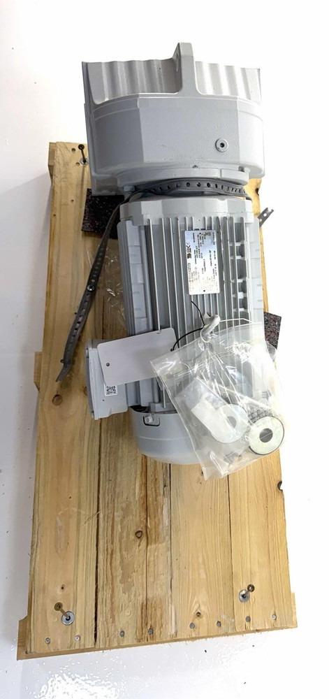 Sew-Eurodrive FA77/G DRN132S4 Gearmotor