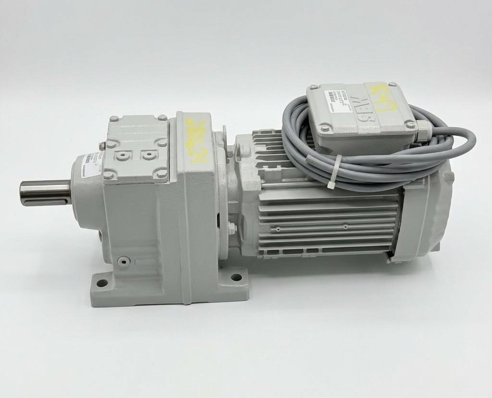 Sew-Eurodrive R47 DRN80M4 Gearmotor 0.75kW 36.93:1 3PH 230/460V