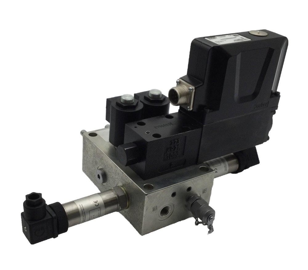 Parker D1FPE50BA9NE0040 Proportional Directional Valve Manifold w/ Ashcroft KXD