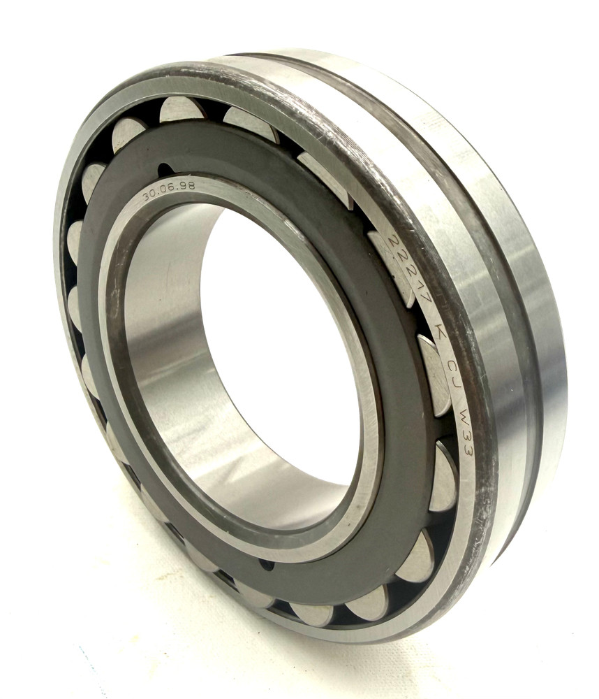 Torrington 2221 7KCJW33 Spherical Roller Bearing