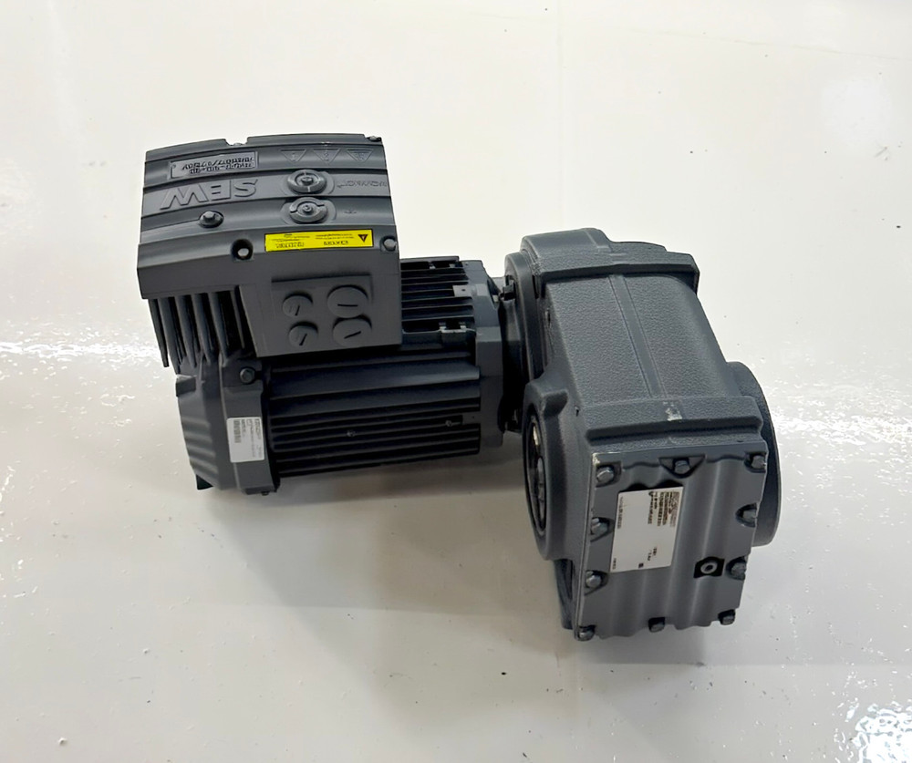 Sew-Eurodrive FA57/G DRN80M4/MM07 Gearmotor