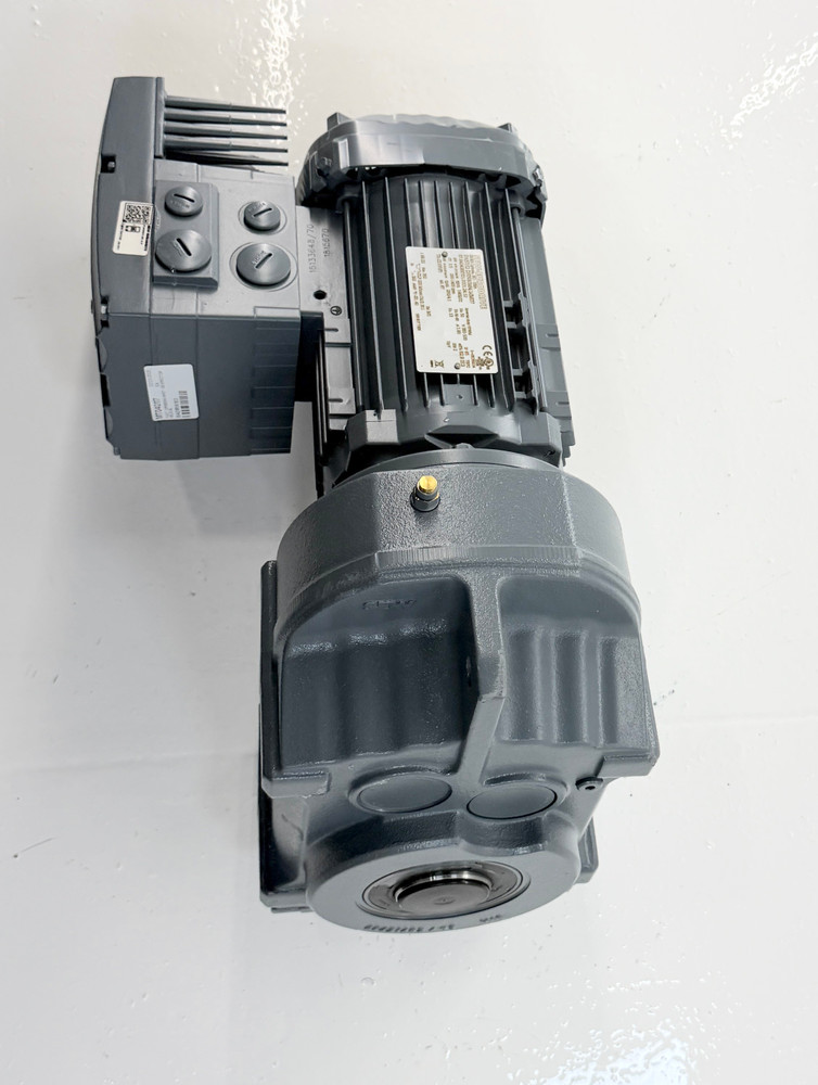 Sew-Eurodrive FA57/G DRN80M4/MM07 Gearmotor