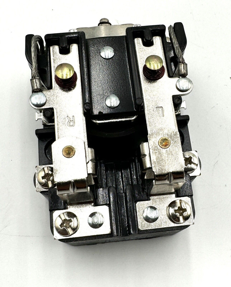 Siemens 3TX7130-0DF13 Relay Siemens 3TX7130-0DF13 Relay