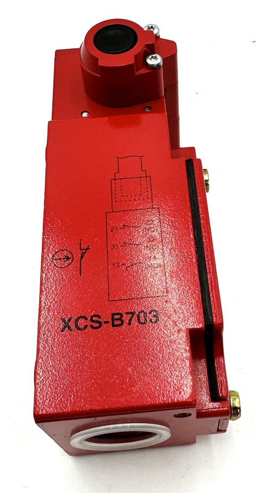Telemecanique XCS-B703 XCSB703 Safety Interlock Switch