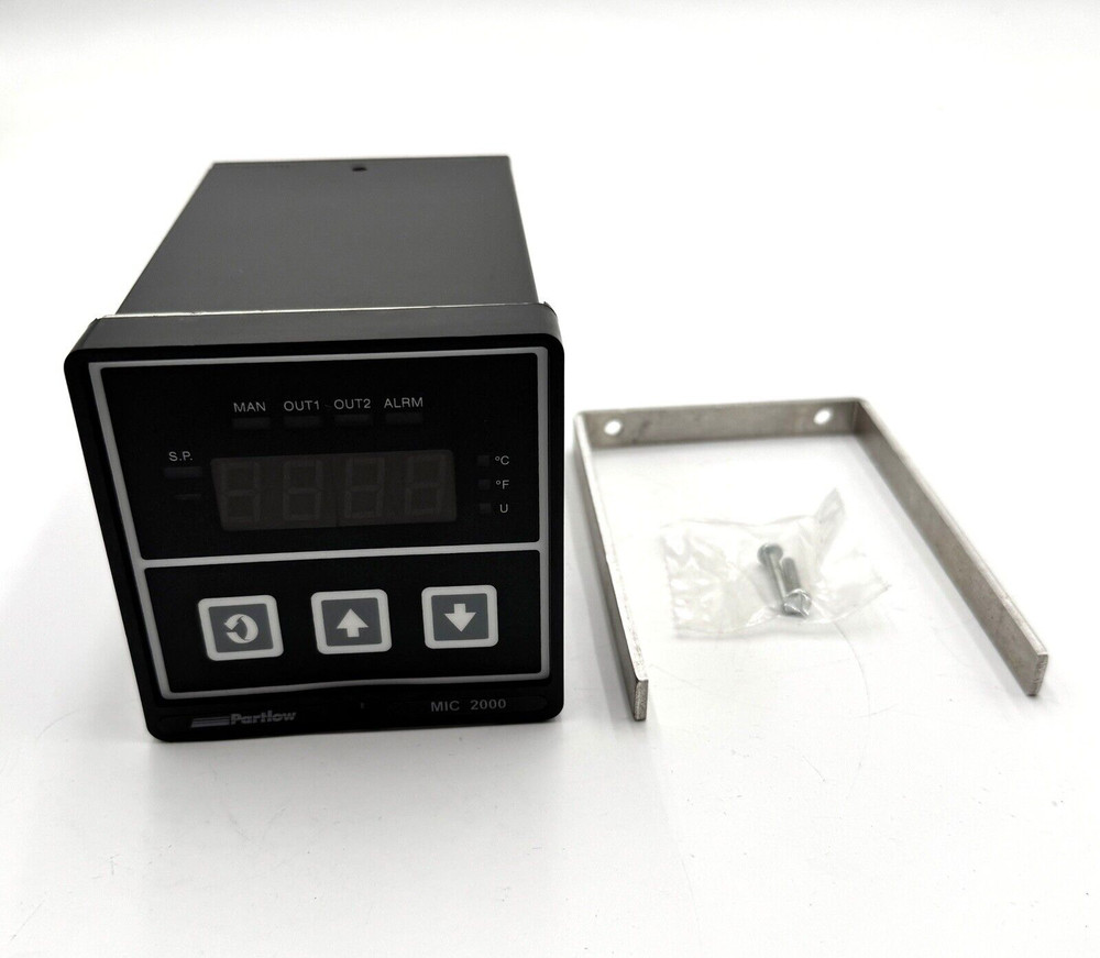 Partlow 2111111 Temperature Controller MIC 2000 Series