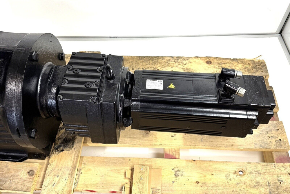 SEW-EURODRIVE  KY107/T R77CM3V100M-30AP/BK/PK/AK1H/SBB Helical bevel Gearmotor