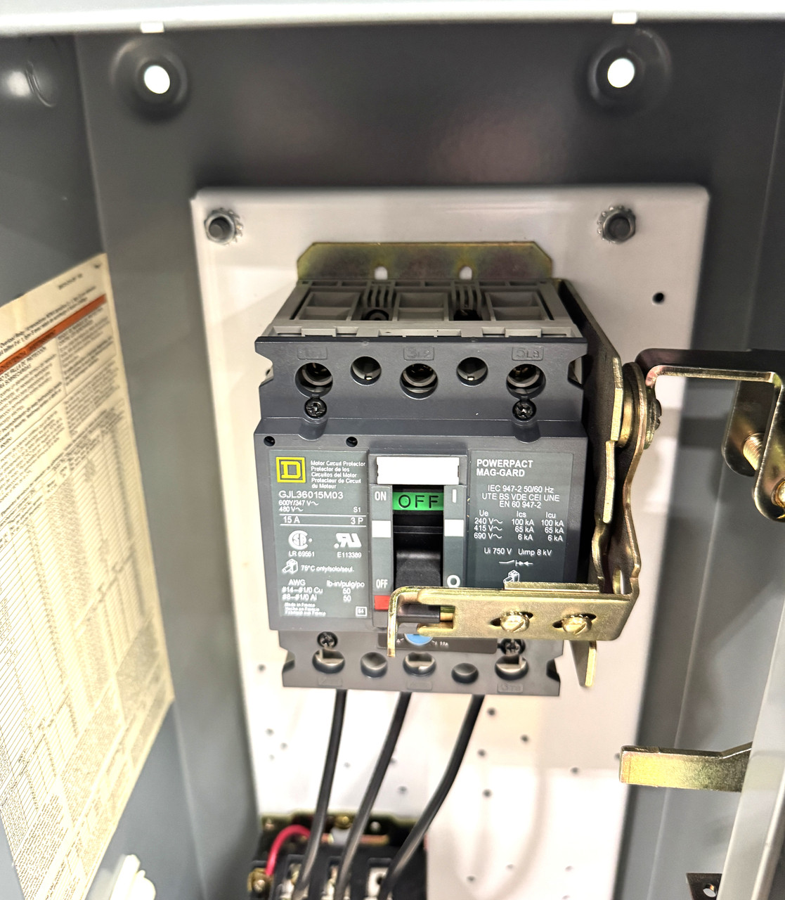 Square D 8539SBG43V02S  Disconnect Breaker Combo Motor Starter