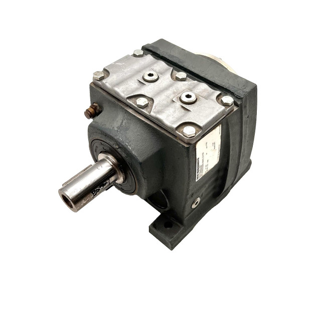 Sew-Eurodrive R37 DRN90S4 Helical Gear Reducer Gearbox Industrial Drive Unit