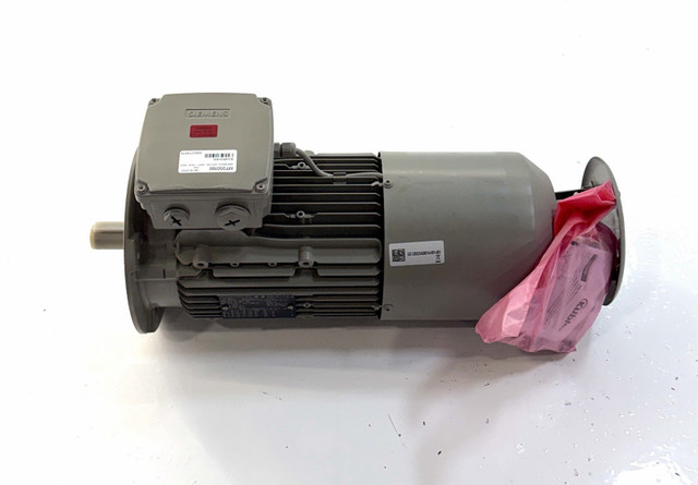 Siemens 1LE10230EB422FB4-Z 460V 1.5KW Motor