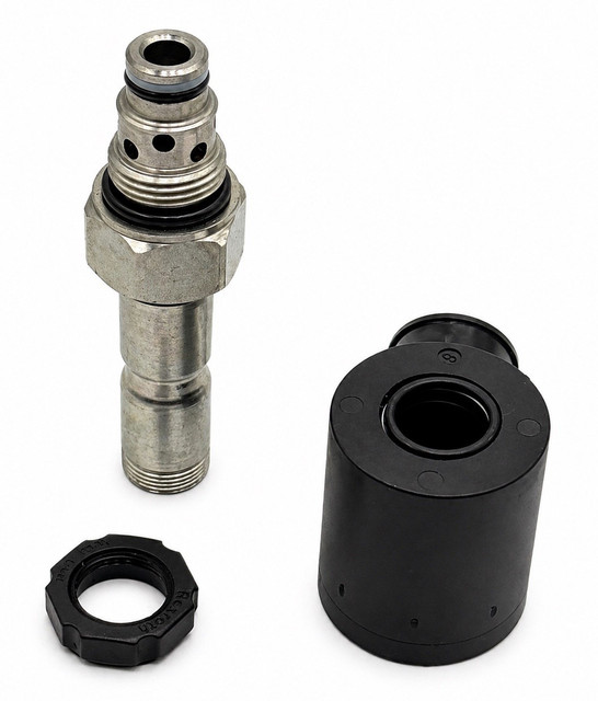Rexroth R930058427 Screw-In Cartridge Valve w/ R901393577 24VDC Coil