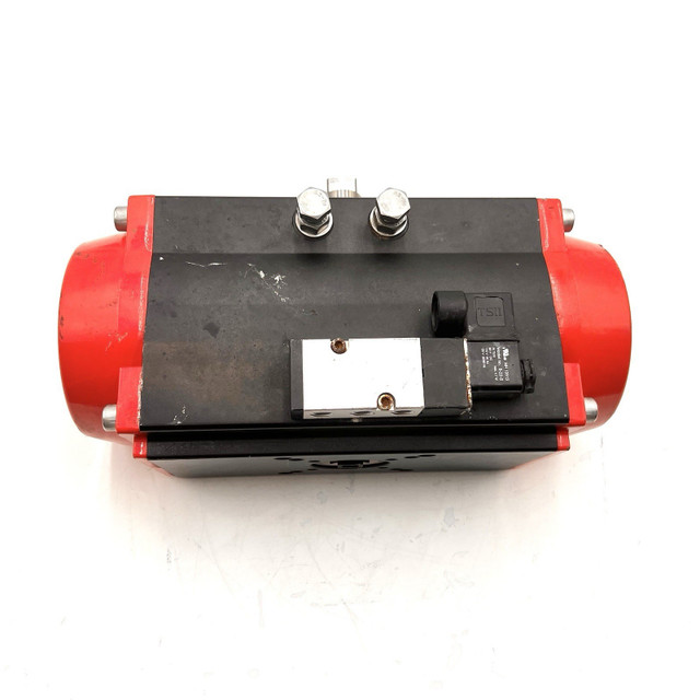 Pneumatic Actuator w/ Max-Air Model 8-22-5 Solenoid Coil MH 13513