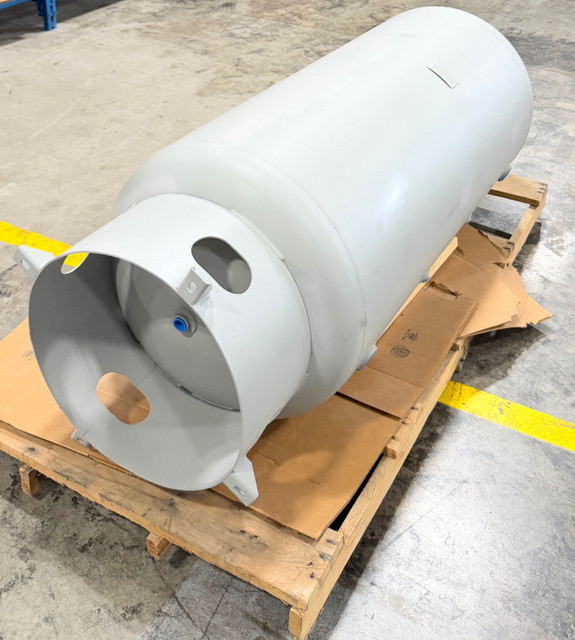 Samuel A10051 Air Receiver Tank, Vertical Tank, 200 gal Tank, 200 psi Pressure