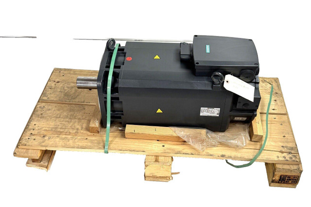 Siemens 1PH8137-1DB12-2BA1 Motor, Async, 3AC, 165NM, 6.9KW, 400RPM, KEY