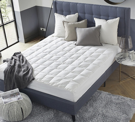 Featherbed Mattress Pad - Queen