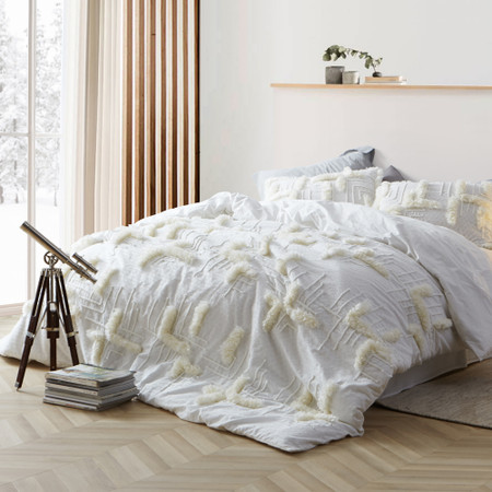 Porch & Den Pastern White Textured Twin/Twin XL Comforter Set - On