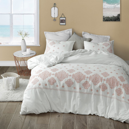 Phineas Coral Embroidered King Comforter