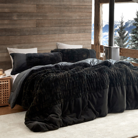 Badland Wolf - Coma Inducer® Oversized Queen Comforter - Black Night