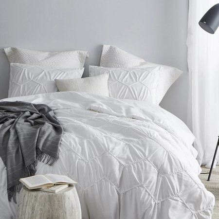 Textured Waves Comforter - Supersoft White