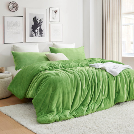 Nashville Ribs - Coma Inducer® Oversized Queen Comforter - Grass Green