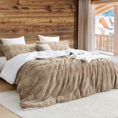 Chunky Bunny Crossing - Coma Inducer® Oversized Queen Comforter - White Pepper Tan