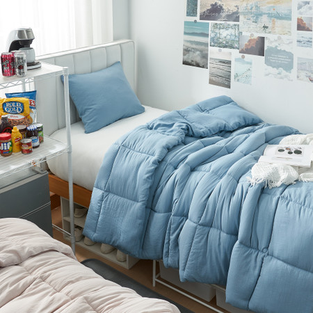 Beachfront Avenue - Coma Inducer® Oversized Twin Cooling Comforter - Smoke Blue