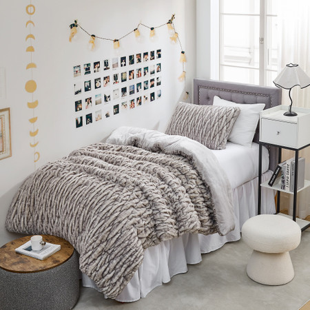 Wrinkle Rolls Chunky Bunny - Coma Inducer® Oversized Twin Comforter Set - Whiteout Gray