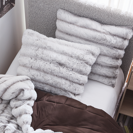 Jelly Rolls Chunky Bunny - Coma Inducer® Standard Sham (2-Pack) - Frosted Espresso